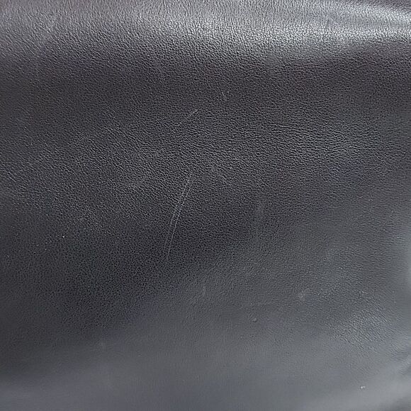 Authentic Gucci Black GG Calfskin Medium Dahlia Messenger Shoulder bag Purse - Picture 5 of 9